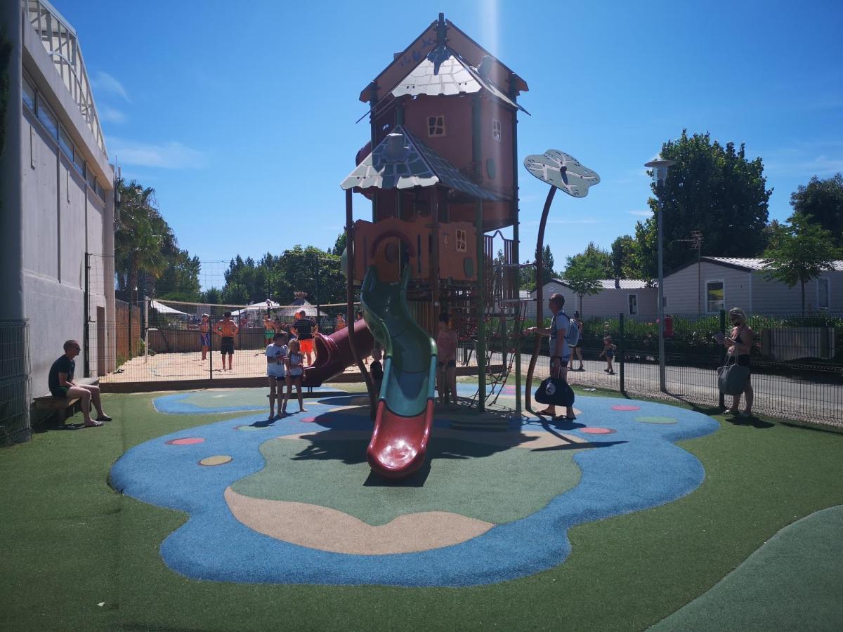 Camping La Carabasse Vias-Plage-T4 Climatise,Tout Confort, Emplacement Calme ! Zewnętrze zdjęcie