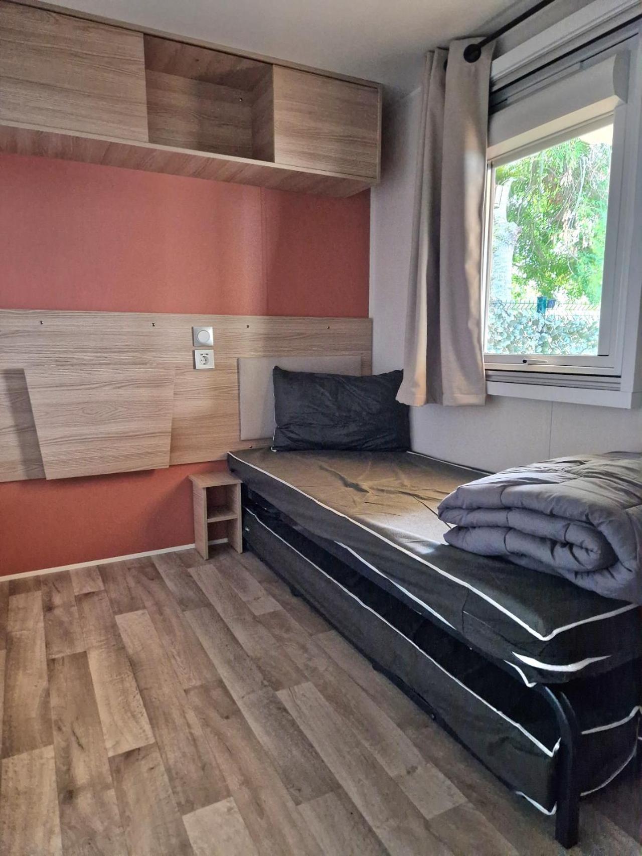 Camping La Carabasse Vias-Plage-T4 Climatise,Tout Confort, Emplacement Calme ! Zewnętrze zdjęcie