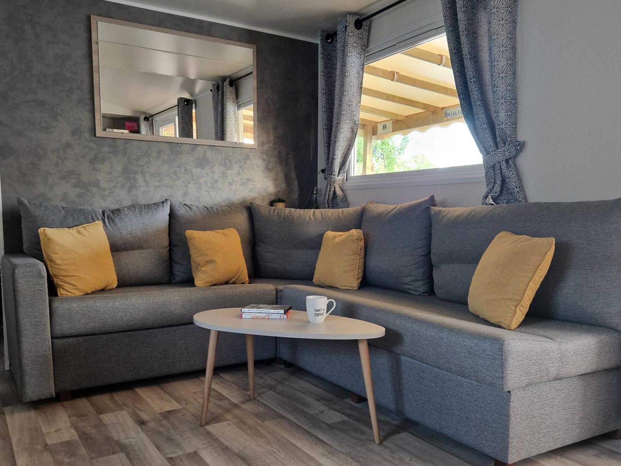 Camping La Carabasse Vias-Plage-T4 Climatise,Tout Confort, Emplacement Calme ! Pokój zdjęcie