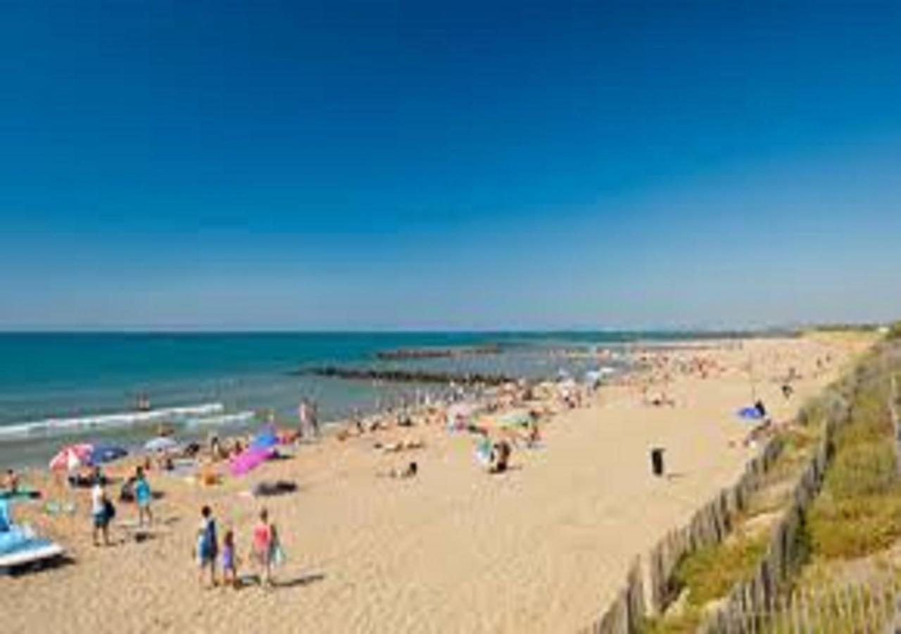 Camping La Carabasse Vias-Plage-T4 Climatise,Tout Confort, Emplacement Calme ! Zewnętrze zdjęcie
